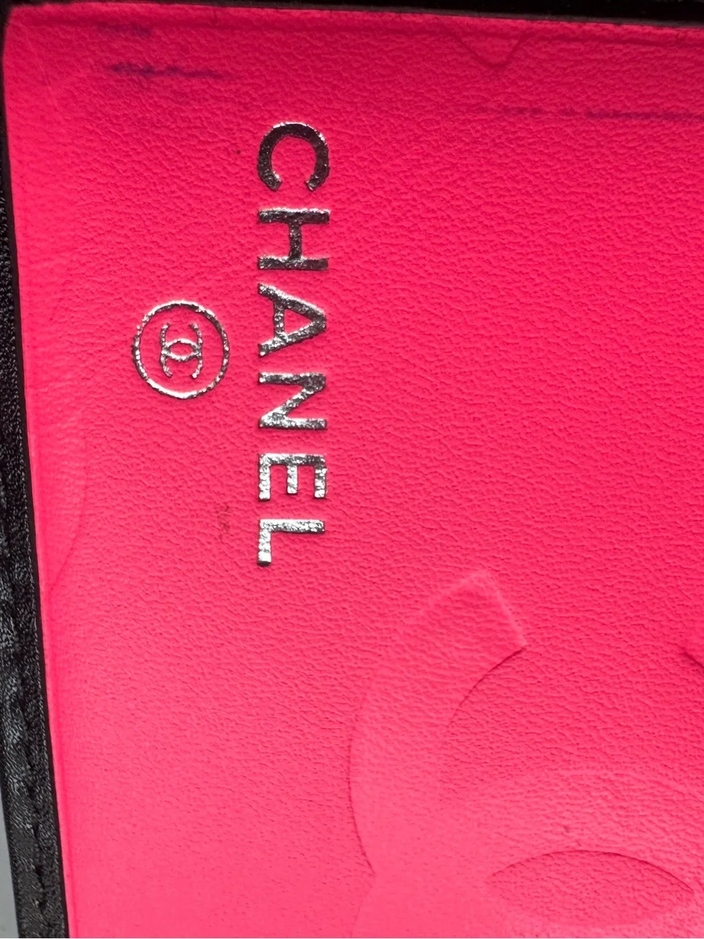 CHANEL elegant wallet